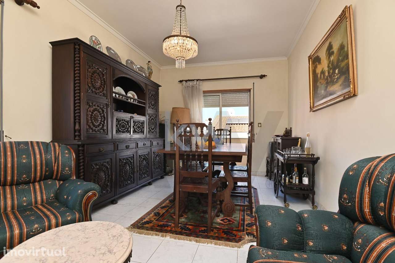 T3 no centro do Montijo com 3 varandas - Grande imagem: 2/28