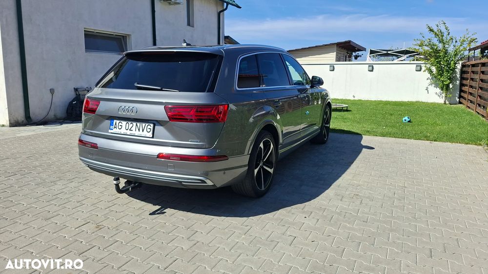 Audi Q7 e-tron 3.0 TDI quattro Tiptronic - 4