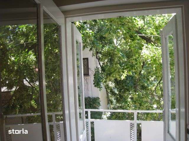Apartament 2 camere în Cotroceni, balcon, AC — fotografia 1