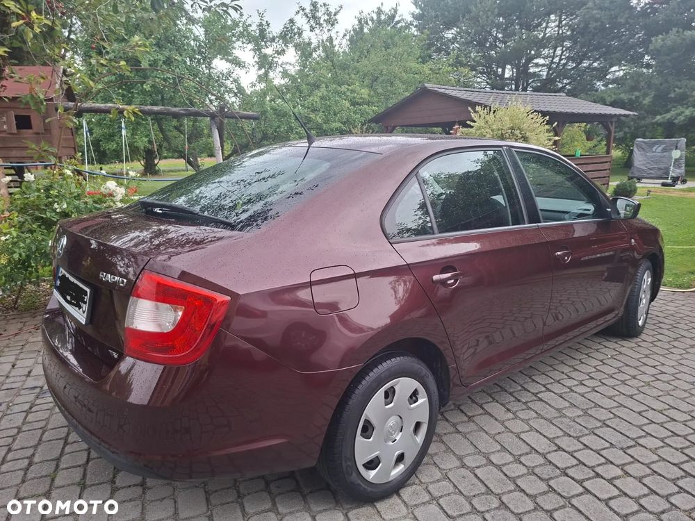 Skoda RAPID 1.2 TSI Active - 2