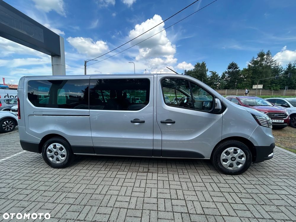 Renault Trafic 2.0 dCi - 7