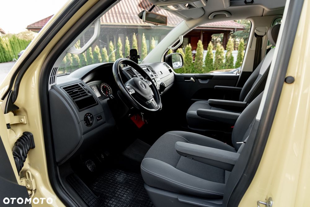 Volkswagen California - 15