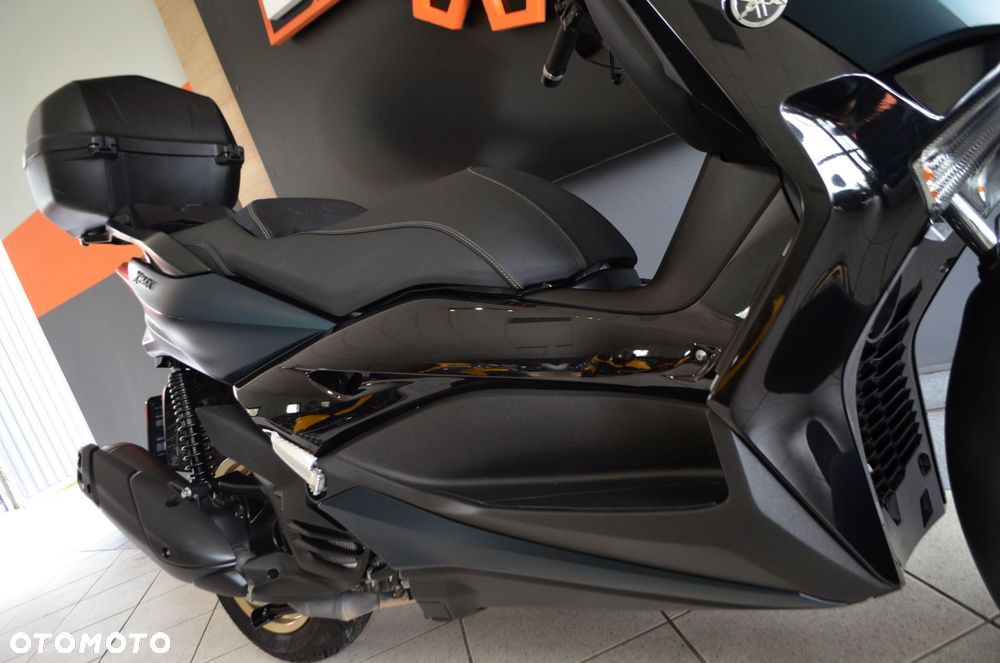 Yamaha X-max - 13