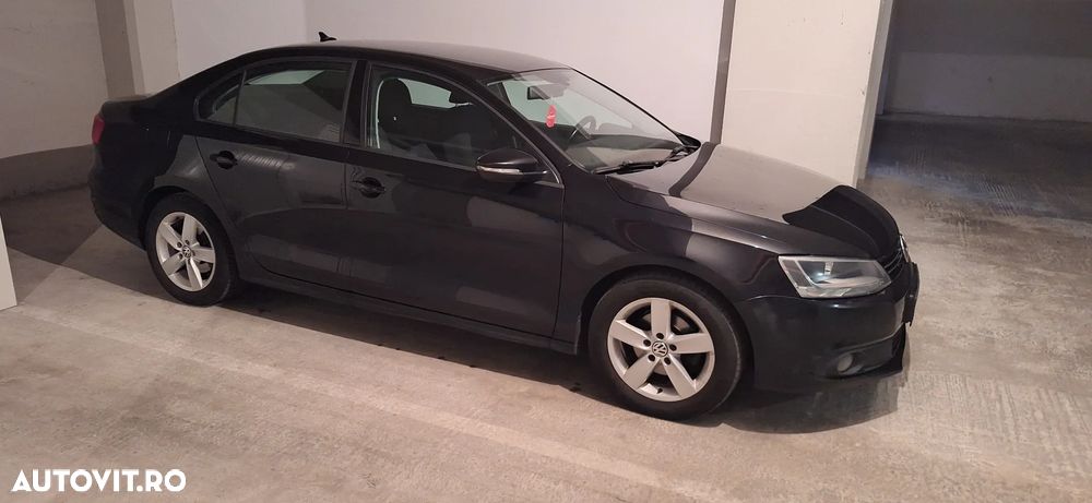 Volkswagen Jetta - 15