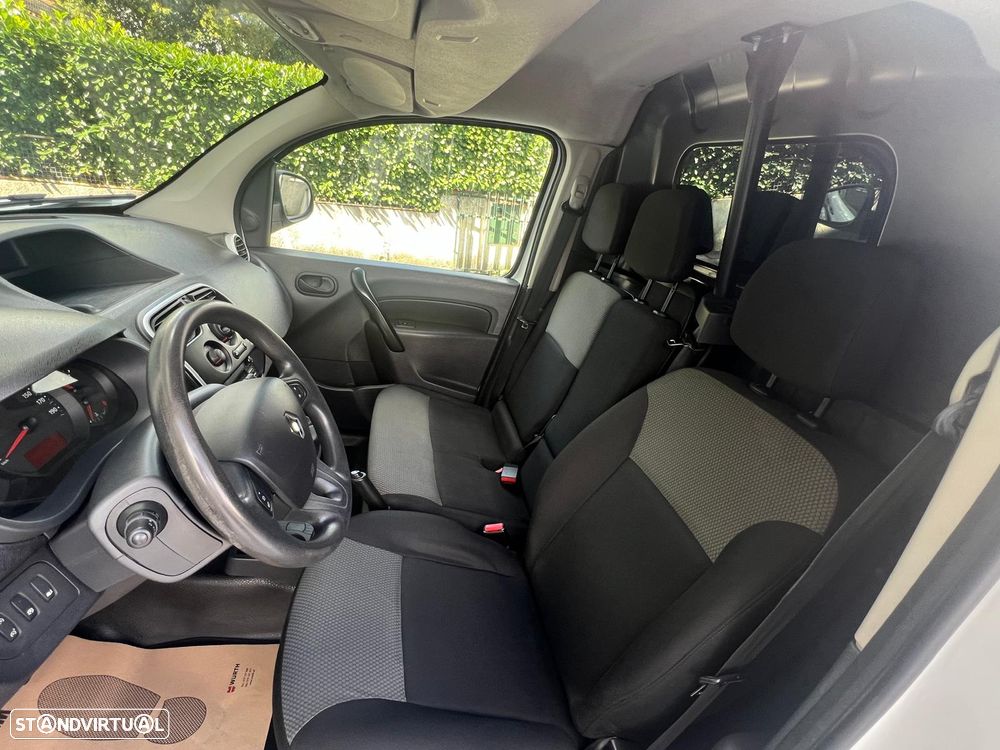Renault 1.5 DCI Business 3 Lugares - 31