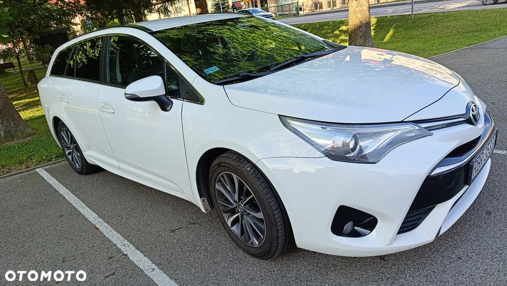 Toyota Avensis 2.0 D-4D Prestige - 1