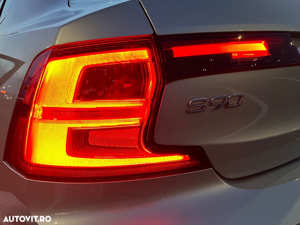Volvo S90 D4 Geartronic Momentum Pro - 19