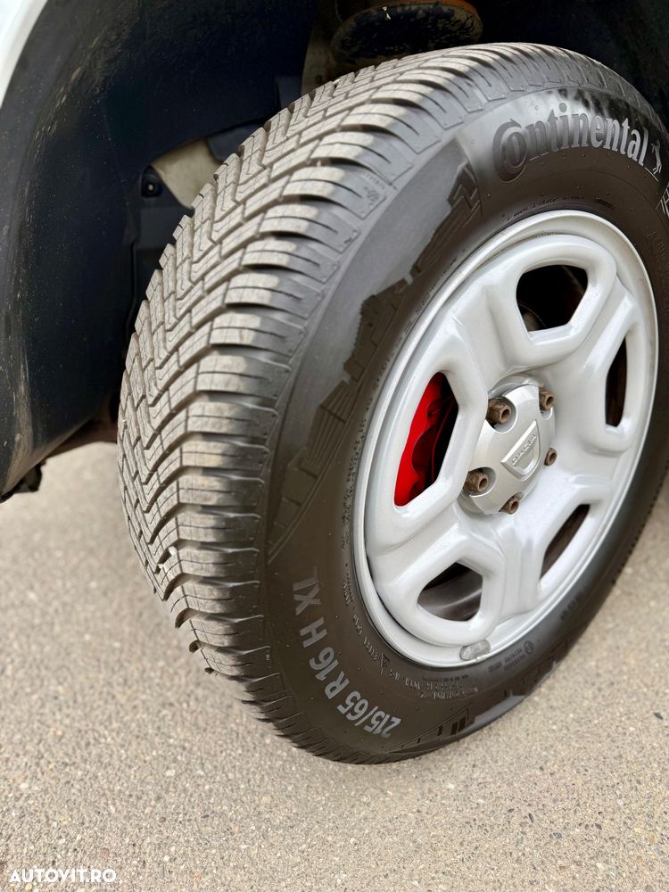 Dacia Duster 1.6 4x4 Laureate - 13