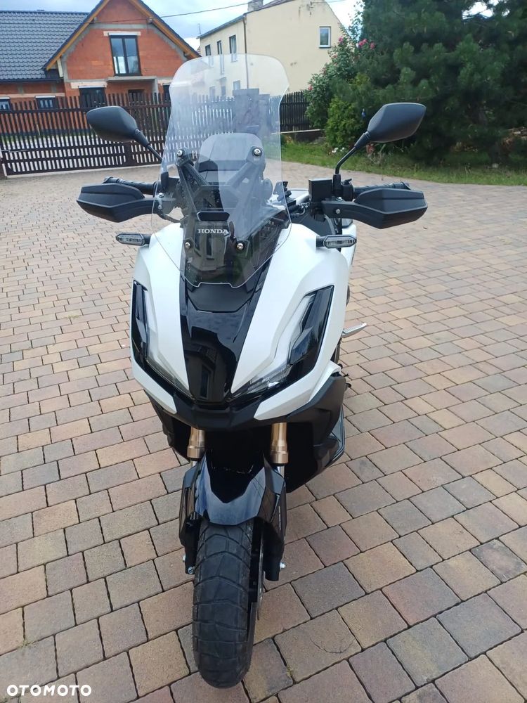 Honda ADV350 - 14