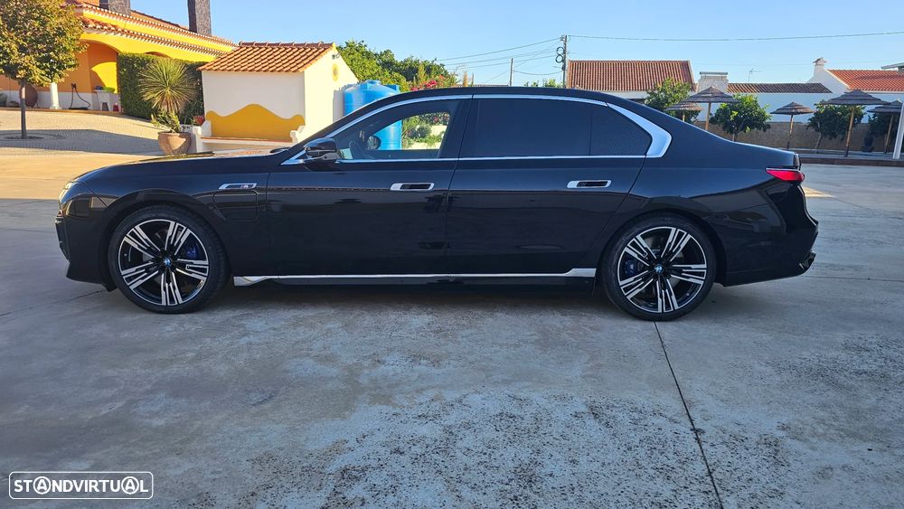 BMW 760 M760e xDrive - 2