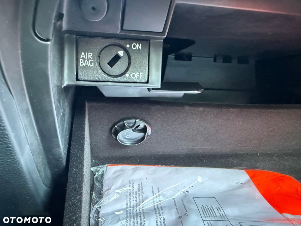 Volkswagen Scirocco 1.4 TSI Edition - 25