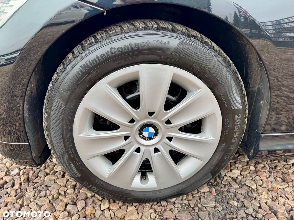 BMW Seria 3 318i - 21