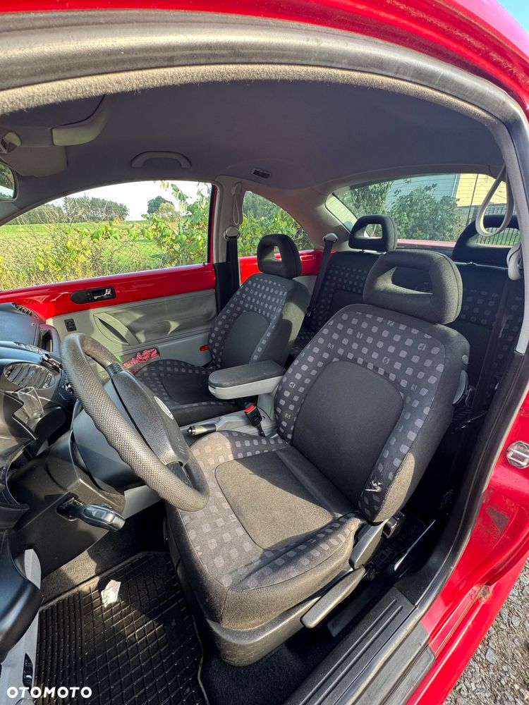 Volkswagen New Beetle 2.0 - 6