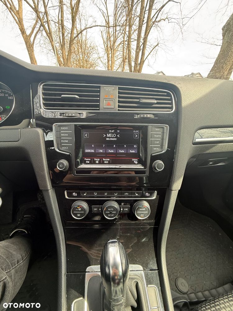 Volkswagen Golf 1.2 TSI Highline DSG - 20