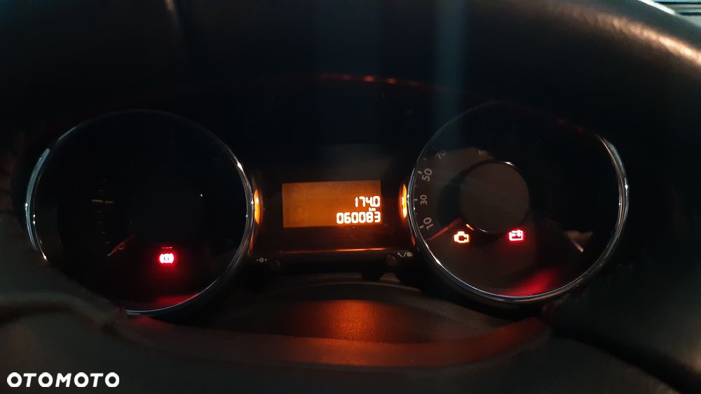 Peugeot 3008 1.6 HDi Premium - 14