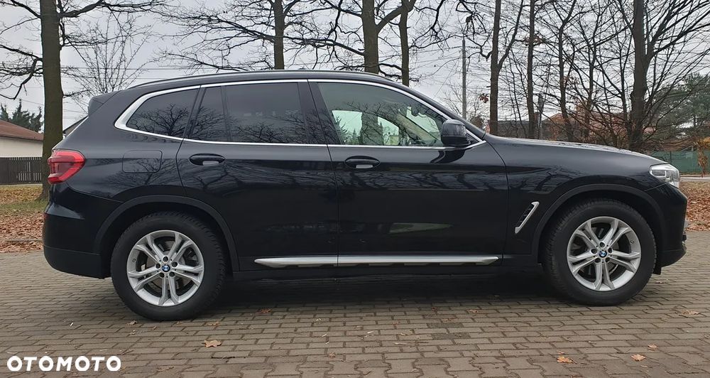 BMW X3 xDrive20d - 16