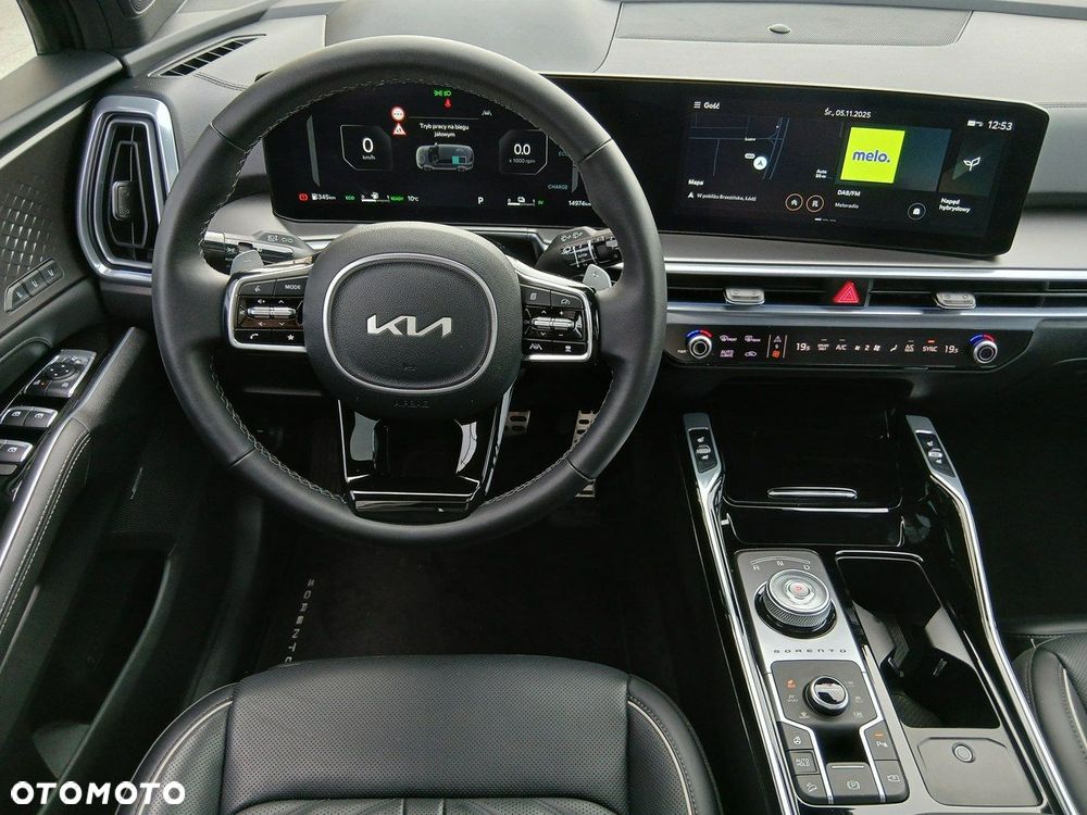 Kia Sorento - 28