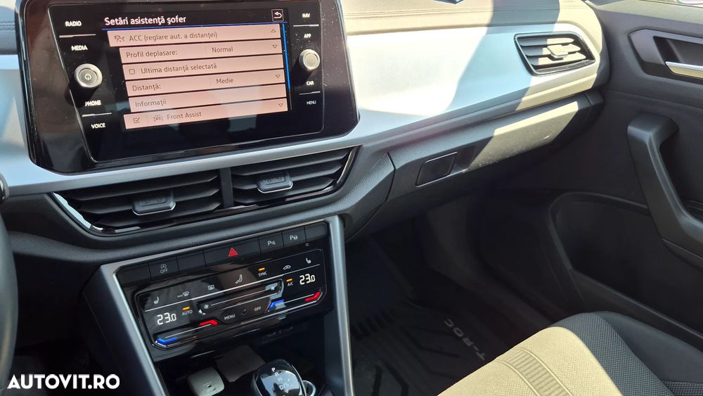 Volkswagen T-Roc 1.5 TSI DSG Life - 33