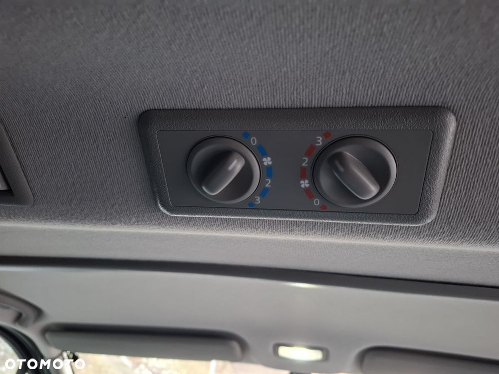 Opel Vivaro L1H1 Easytronic Tour Cosmo - 33