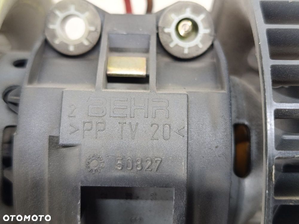 WENTYLATOR NAWIEWU, DMUCHAWA BMW 3 E46 50827  BEHR 2.0 24V 320 Ci - 2