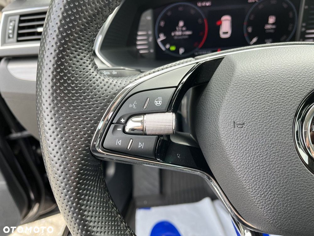 Skoda Superb 2.0 TSI Style DSG - 27