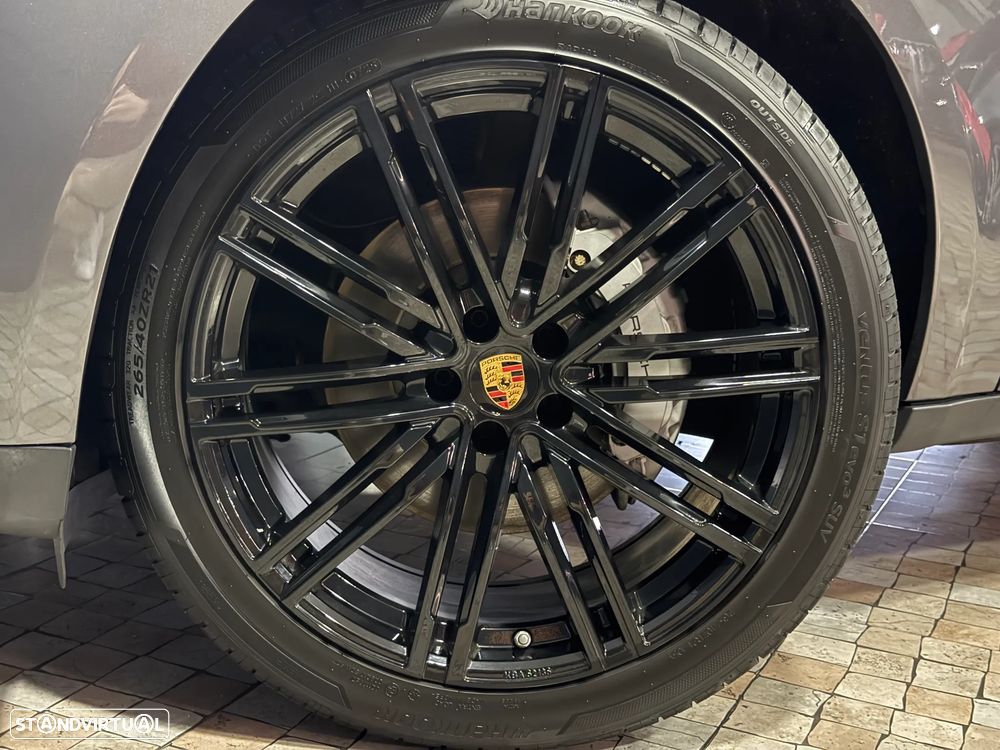 Porsche Macan S - 16