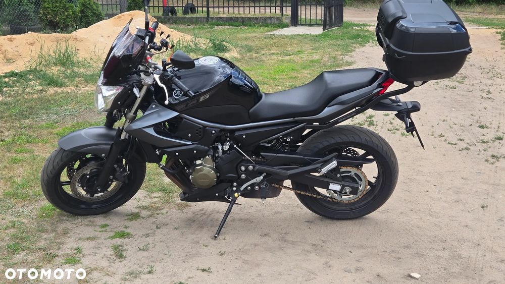 Yamaha XJ - 6