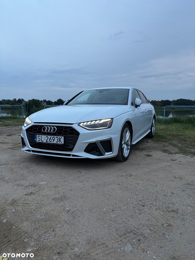 Audi A4 Limousine