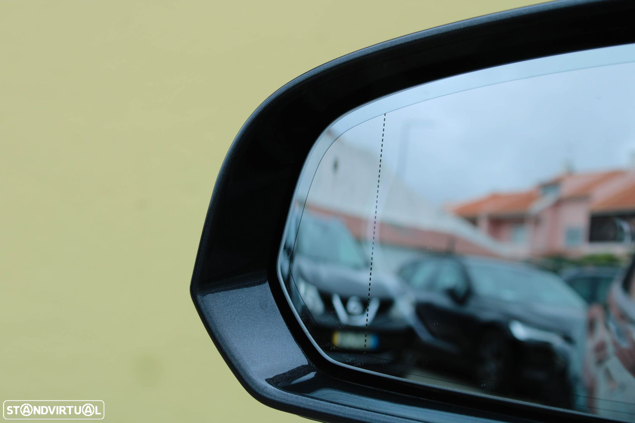 Volvo V60 2.0 D3 Momentum - 31