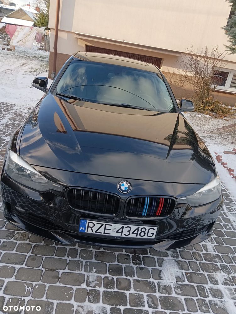 BMW Seria 3 328i Luxury Line - 8