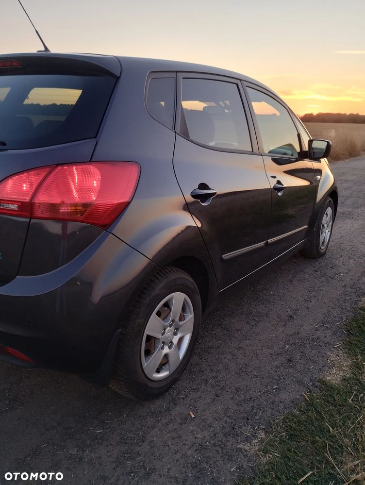 Kia Venga 1.4 L - 21