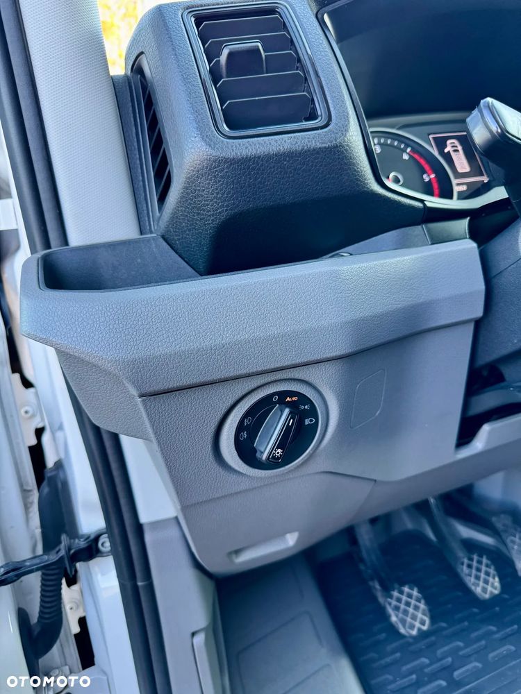 Volkswagen Crafter - 14