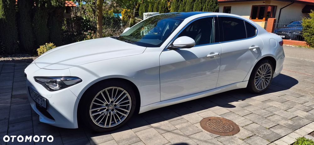 Alfa Romeo Giulia 2.2 D Turbo Super - 1