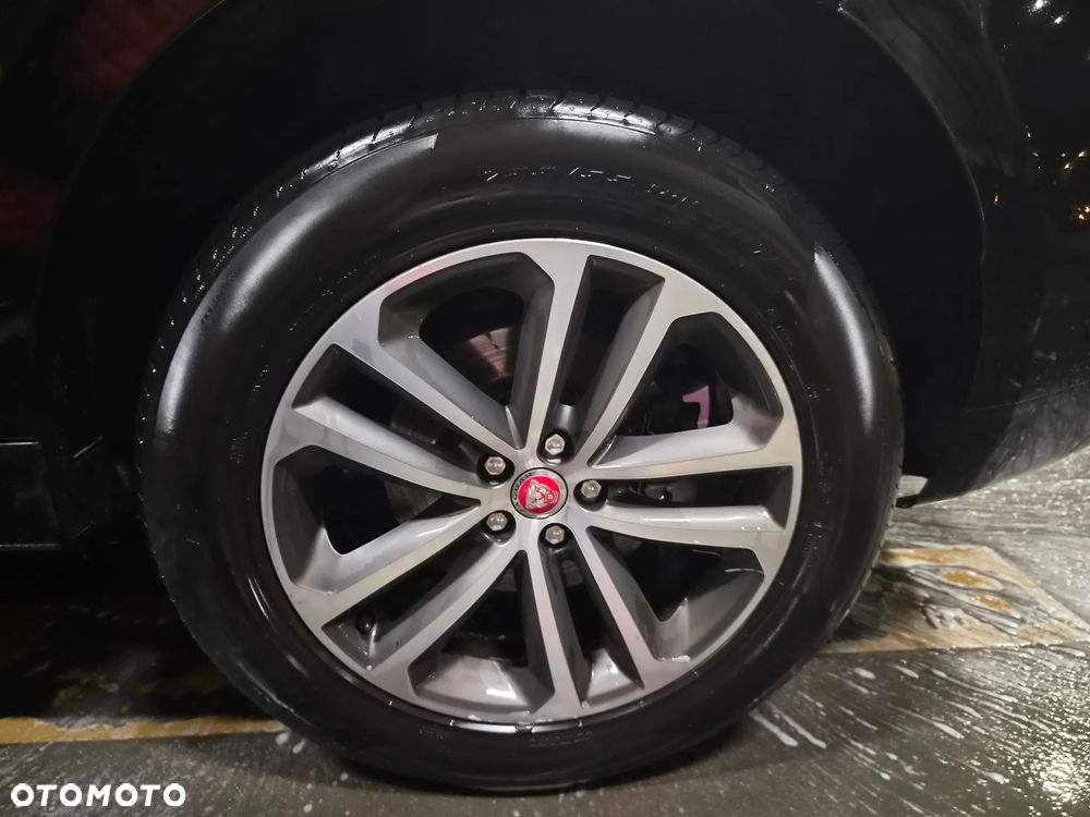 Jaguar F-Pace 3.0 V6 AWD R-Sport - 11