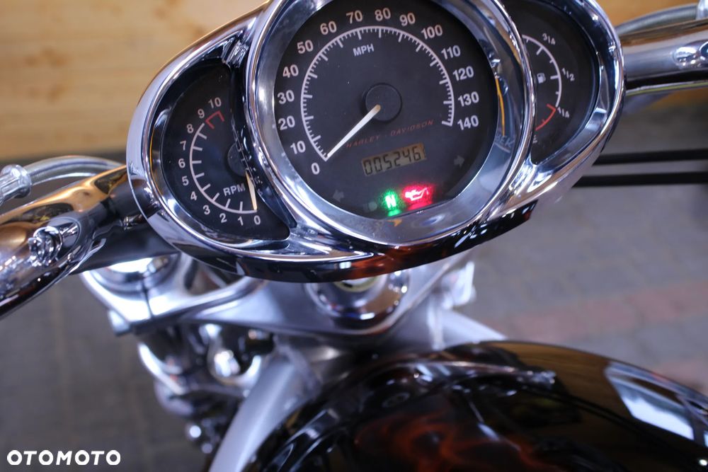 Harley-Davidson V-Rod Street Rod - 23