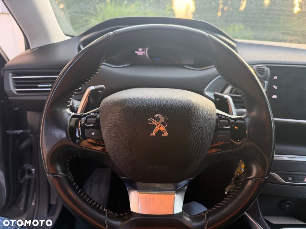 Peugeot 308 1.5 BlueHDi Business S&S EAT8 - 12
