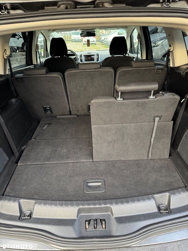 Ford S-Max 2.0 TDCi Titanium PowerShift - 8