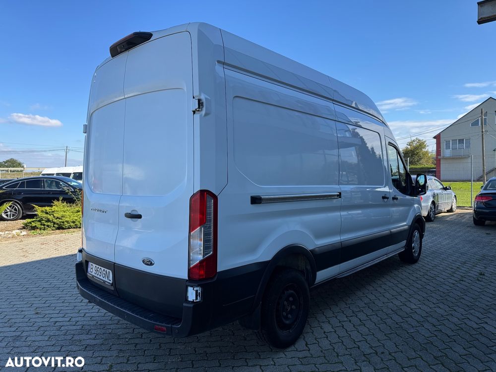 Ford Transit 330 2.0 EcoBlue 130 CP L3H2 Kombi FWD Trend - 4