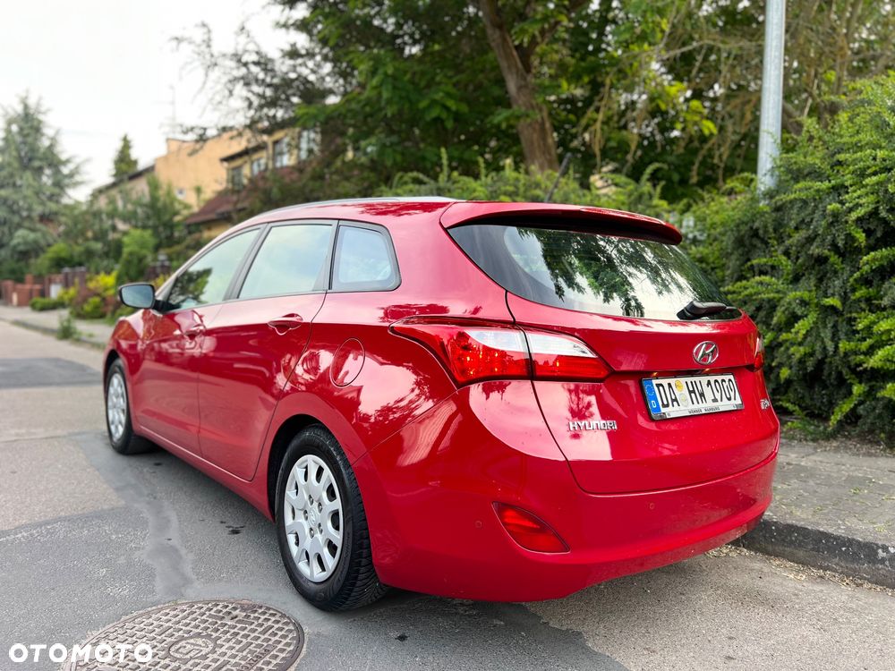 Hyundai i30 1.4 Premium - 10