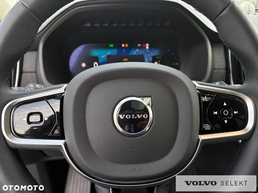 Volvo XC 90 - 27