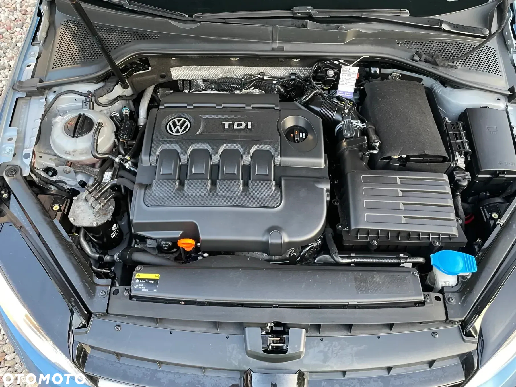 Volkswagen Golf VI 1.6 TDI BlueMot Comfortline - 21