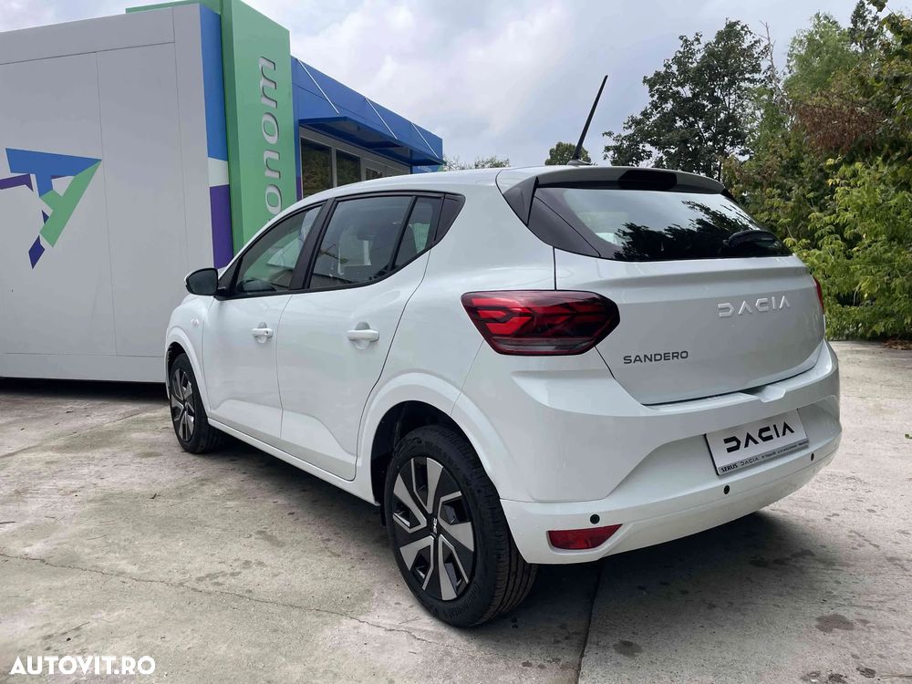 Dacia Sandero - 4