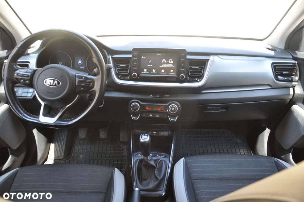 Kia Stonic 1.6 CRDi SCR L - 15