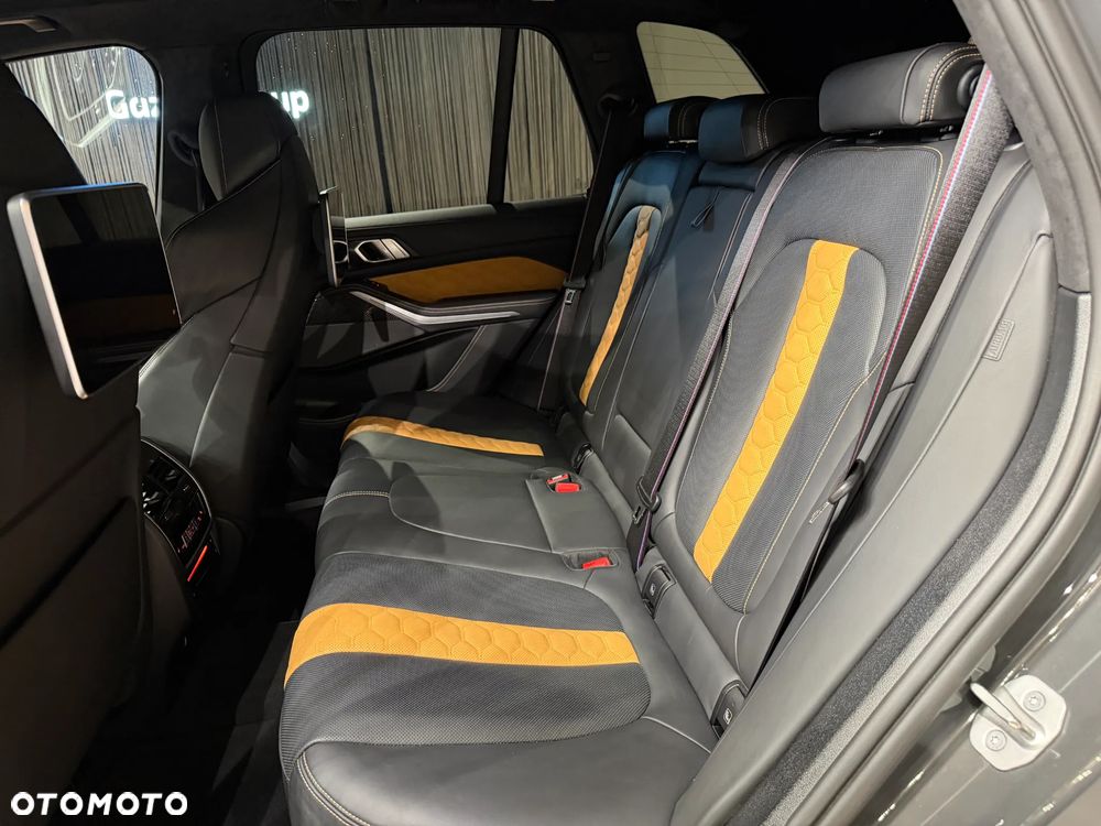 BMW X5 M Competition - 15