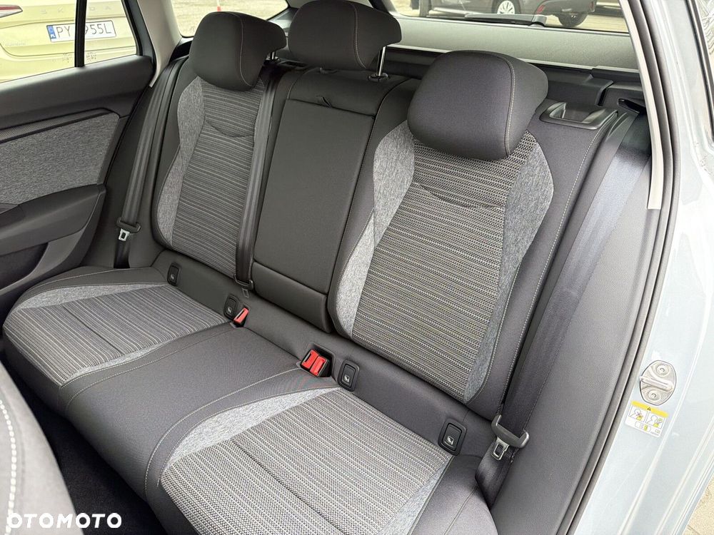 Skoda Superb 1.5 TSI mHEV Drive DSG - 24