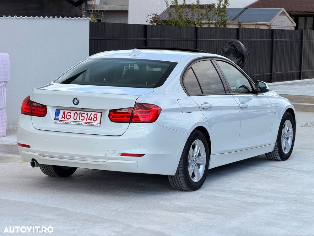 BMW Seria 3 320d Sport-Aut. Blue Performance Modern Line - 3