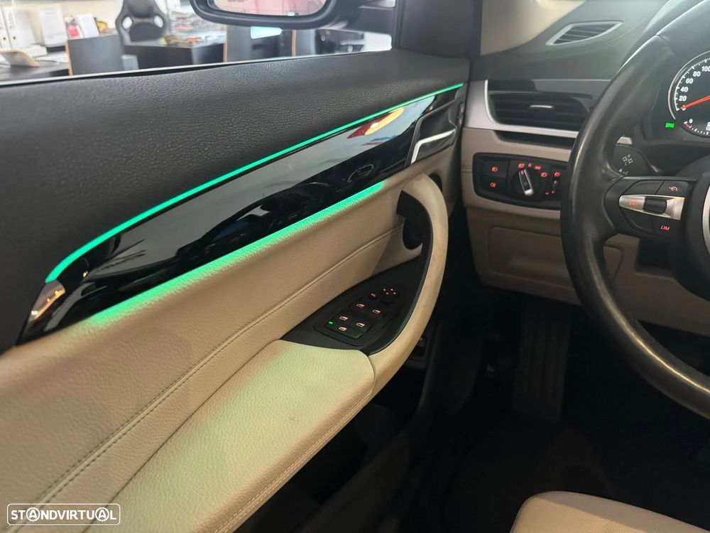 BMW X1 25 e xDrive xLine - 11