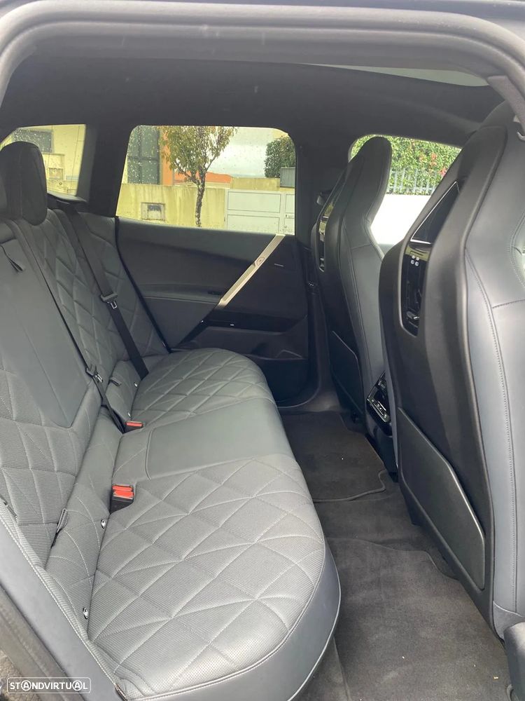 BMW iX xDrive40 - 12