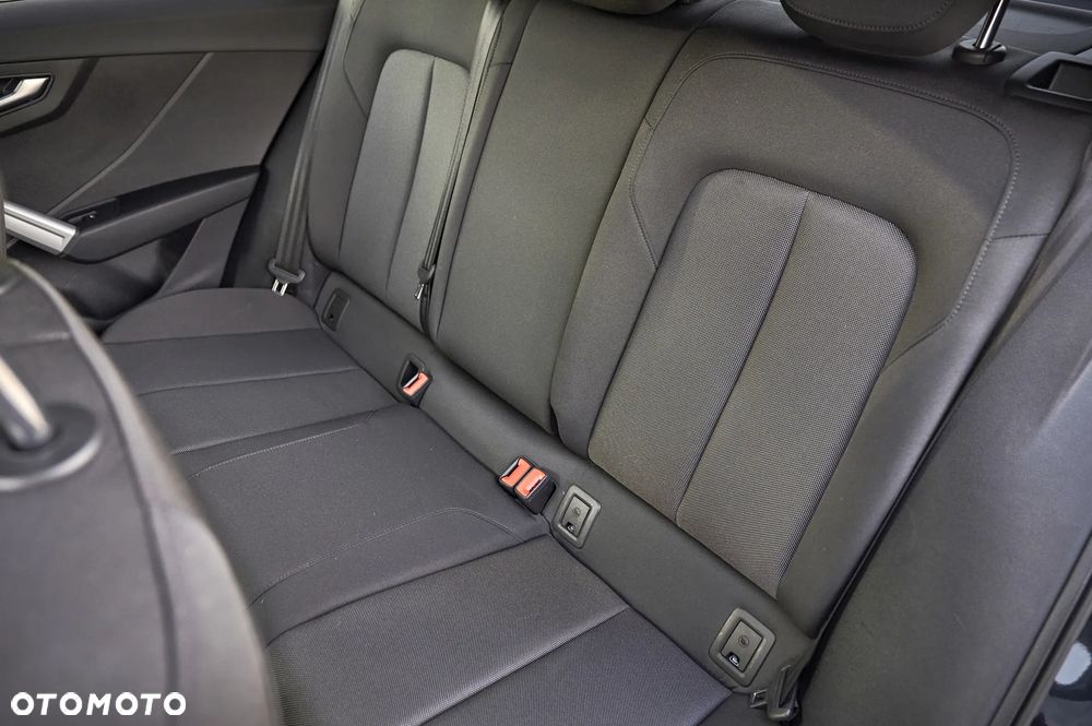 Audi Q2 35 TFSI S tronic sport - 30