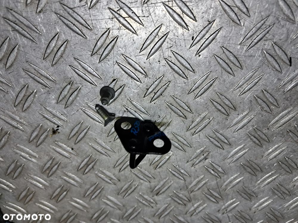 Zaczep rygiel zamka klapy Mini R50 R53 - 2